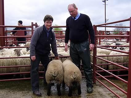 1st prize pair of lambs along with owner Hazel Martindale  and judge Andrew Dawson